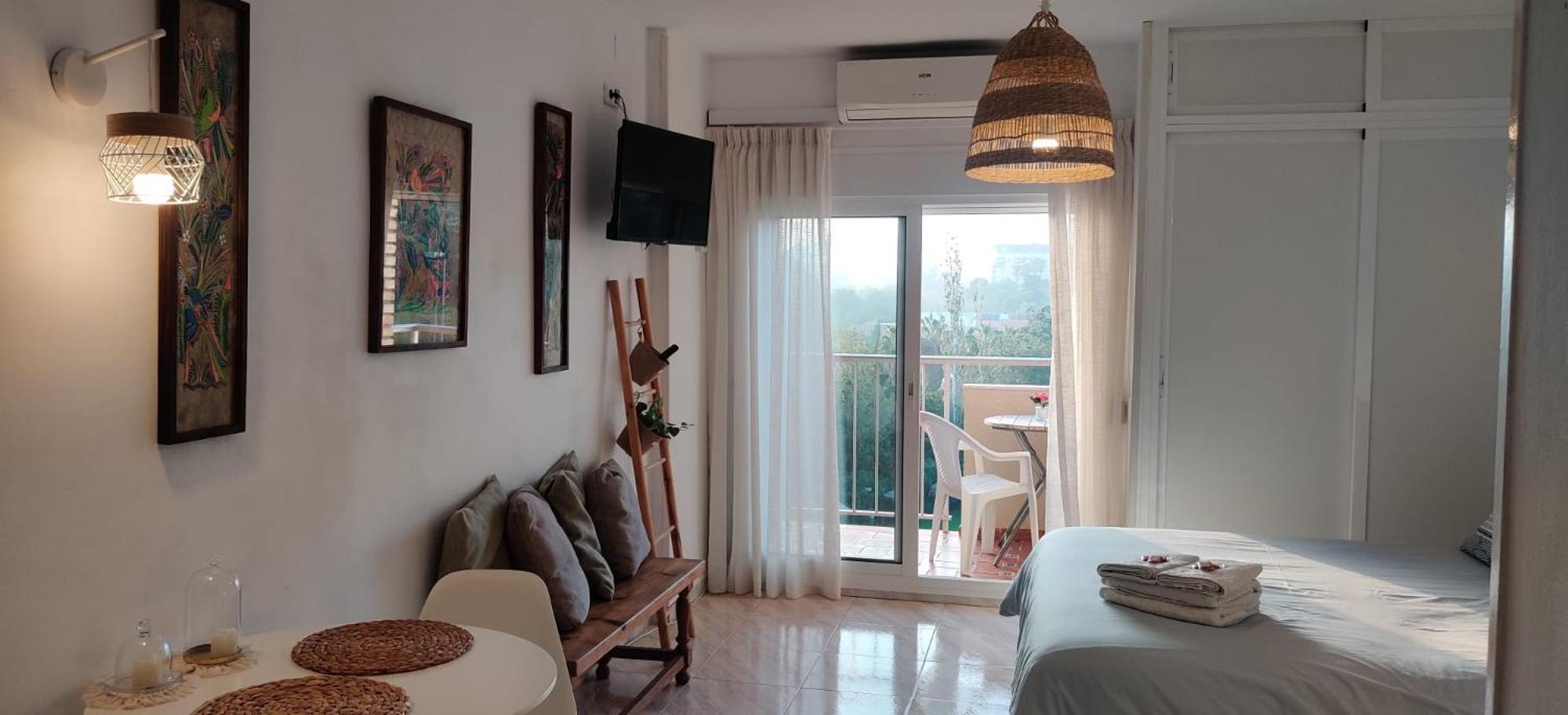Jupiter Rmli Apartment เบนัลมาเดนา ภายนอก รูปภาพ