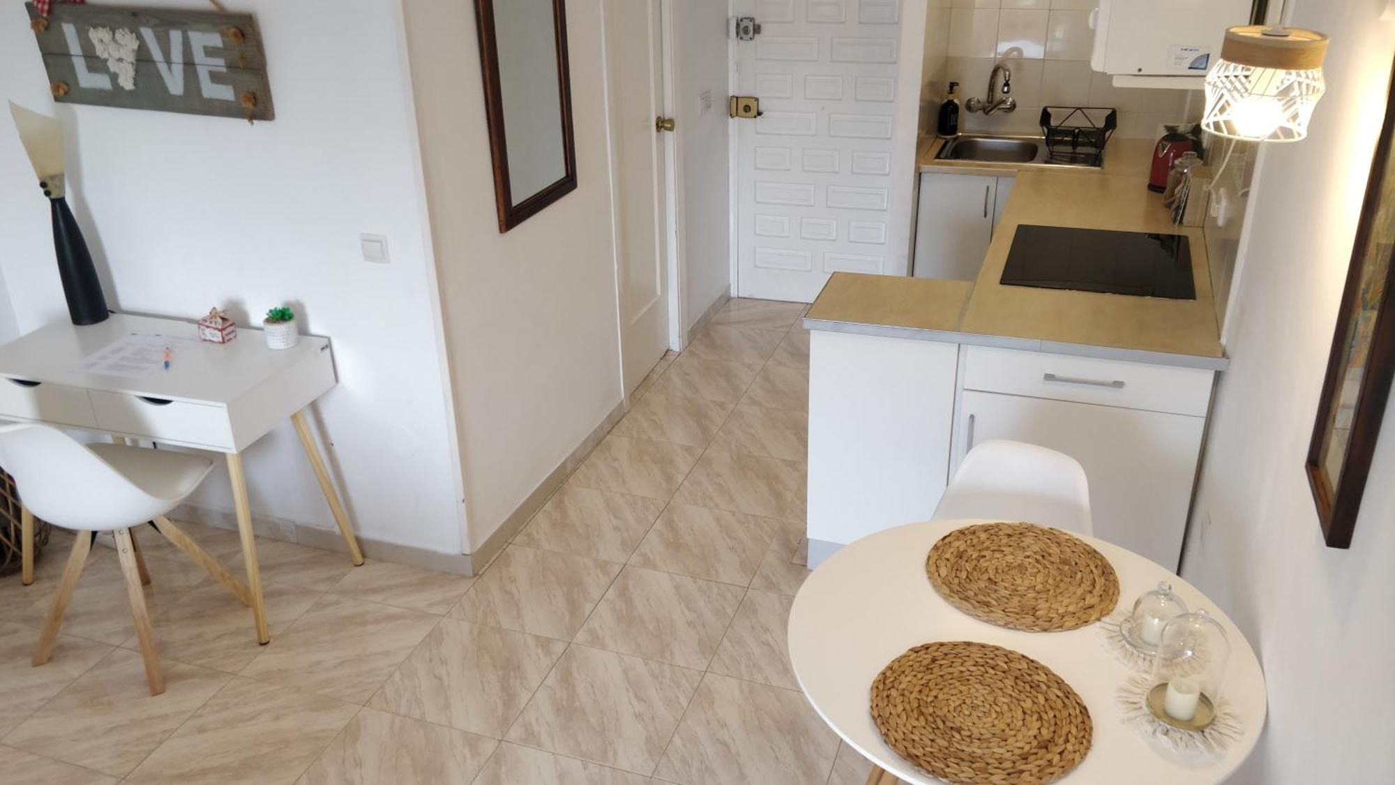 Jupiter Rmli Apartment เบนัลมาเดนา ภายนอก รูปภาพ